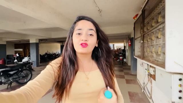 New Luxurious 3BHK Flat in Pune & Girls ki Bachelor Life Bahut Difficult hoti hai | Bindass Kavya смотреть онлайн