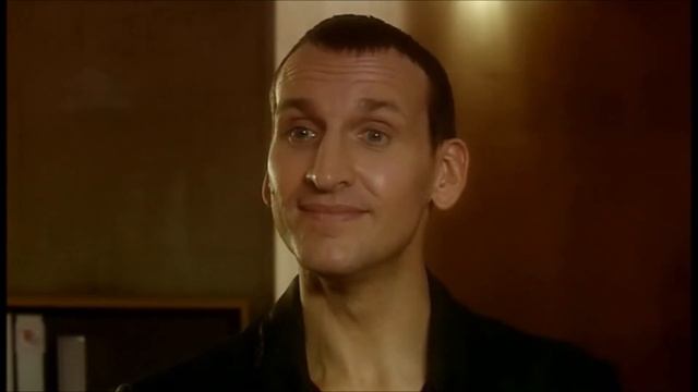 Doctor Who - Boom Town - Margaret gets chased смотреть онлайн