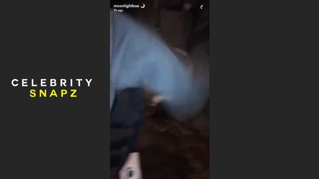 Ariana Grande Singing With Mac Miller On Snapchat смотреть онлайн