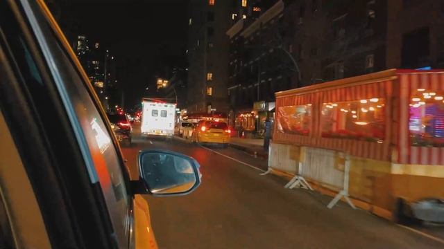 Taxi ride at Night in New York - @EricsNewYork смотреть онлайн