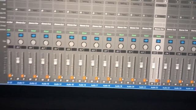 How to record our Church Service using Logic Pro. смотреть онлайн