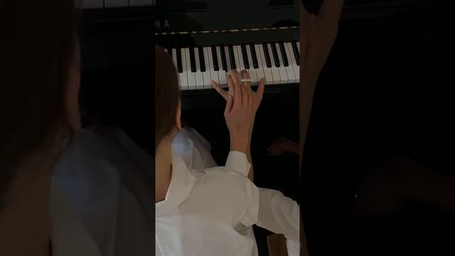 KIMHĒKIM I Pre Spring 2022 Collection I Obsession N°1 ‘ Rose & Cuir ’ смотреть онлайн