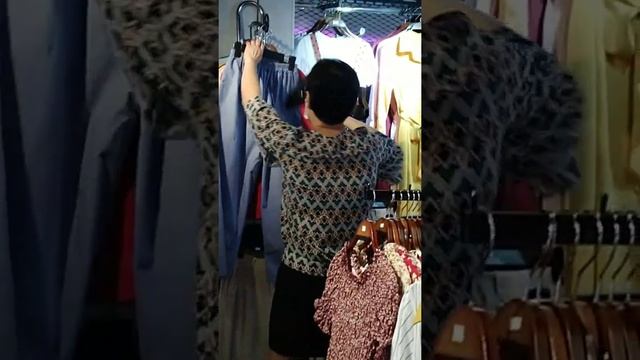 #day off alone/window shopping /@reinaschannel692 смотреть онлайн