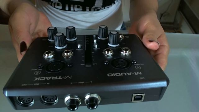 Interfaz de audio M-track M-audio смотреть онлайн