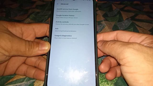How to Know Your Advertising ID in Realme 5 смотреть онлайн