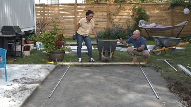 How to Extend a Patio | Ask This Old House смотреть онлайн