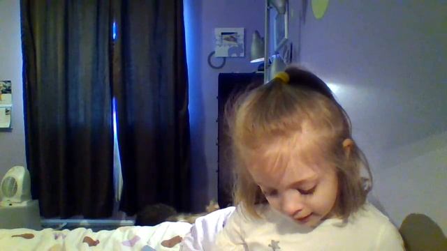 5 year old Scarlett reading Baby Touch and Feel Easter Bunny and commentary смотреть онлайн