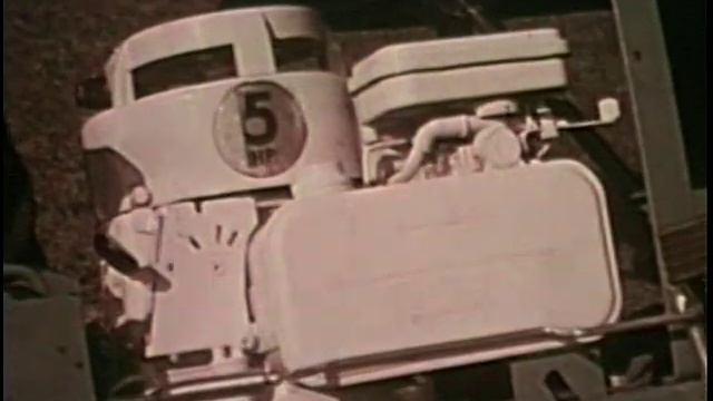 1972 Richard Petty / Lowe's Commercial ~ Plymouth Road Runner смотреть онлайн