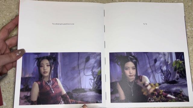 РАСПАКОВКА СОЛО СУДЖИН “AGASSY” (EVERLINE, APPLE MUSIC) // SOLO SOOJIN “AGASSY” ALBUM UNBOXING смотреть онлайн