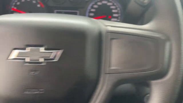 2022 Chevrolet Silverado_1500 Custom Trail Boss MA Milford, Franklin, Worcester, Framingham MA ... смотреть онлайн