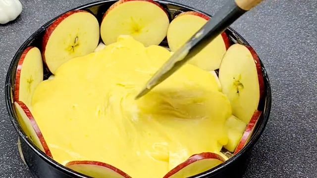 Here's how to make APPLE PIE the right way. WITHOUT MILK! Food cooking. смотреть онлайн