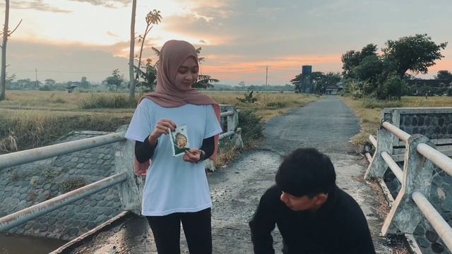 VIDEO IKLAN PAKEK HP ( MEMBUAT VIDEO DENGAN HP EDIT PAKEK KINE MASTER ANDROID ) смотреть онлайн
