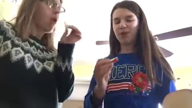Apple Day: 3 Envy смотреть онлайн