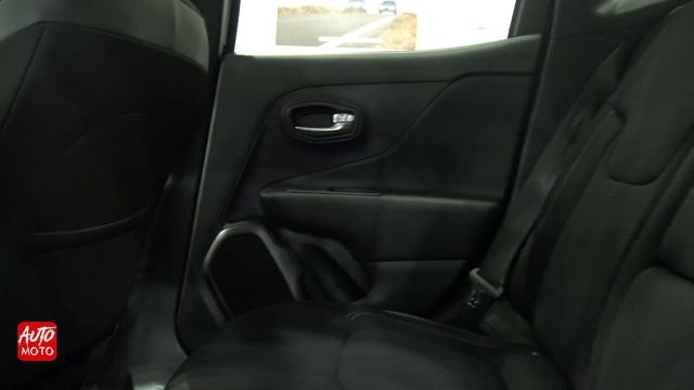 2019 Jeep Renegade Limited - Exterior And Interior - 2019 Automobile Barcelona смотреть онлайн