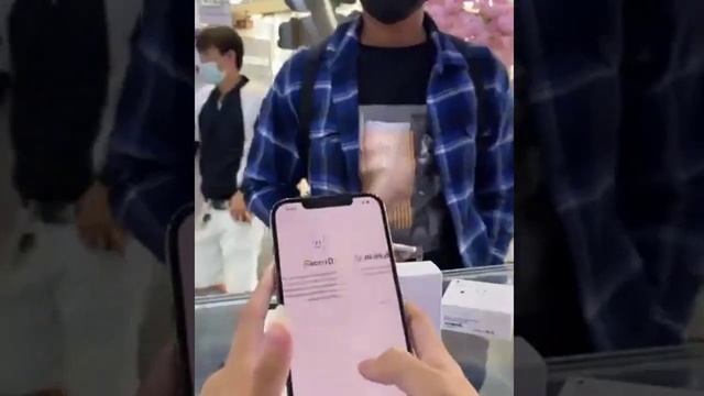 Unboxing iphone 12 pro max 256GB dan Preorder iphone 13 смотреть онлайн