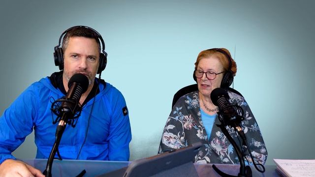 Three questions for grandma - How does a grownup buy apples смотреть онлайн