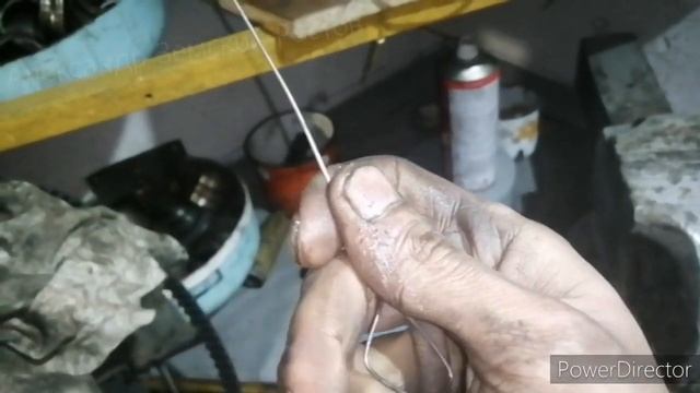 Как вытащить сальник коленвала / распредвала. Дёргалка сальников смотреть онлайн