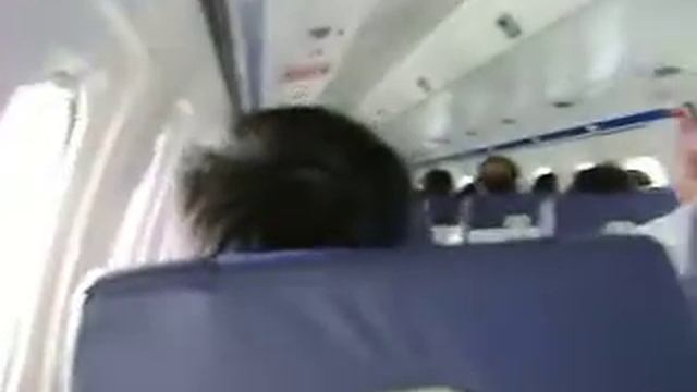 SAAB 340A Happy air before landing at Phuket. смотреть онлайн