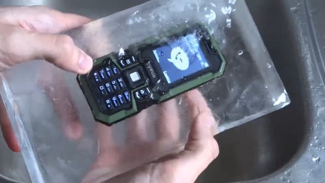 CYRUS CM5 - Outdoor-Handy im Kältetest смотреть онлайн