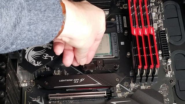 Pure Loop 360, Silent Base 802 from be Quiet!, & Ryzen 7 5800X Install смотреть онлайн