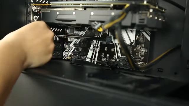 Get NVMe support for older PC motherboards using AMPCOM M2 NVME PCI Express Adapter Card смотреть онлайн