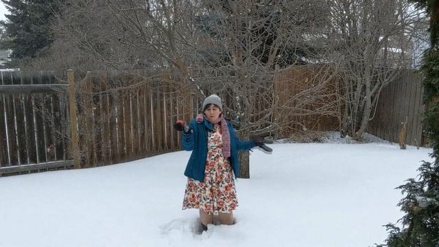 Don't Sit Under the Apple Tree смотреть онлайн