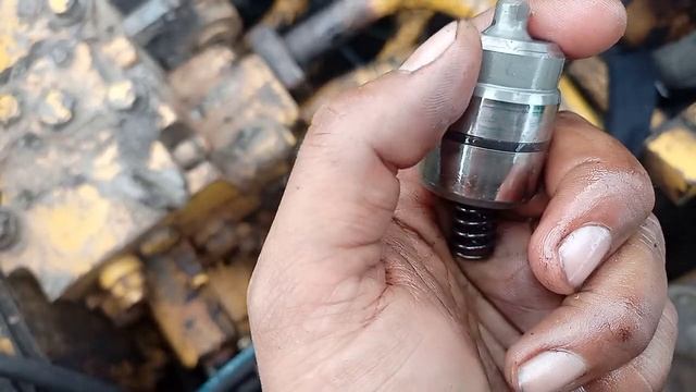 boom lock Valve check & repair смотреть онлайн