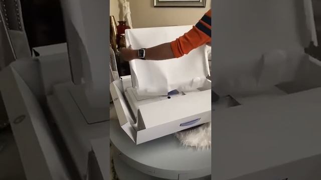iMac Purple Revealing!!! The Unboxing … She arrived!!! смотреть онлайн