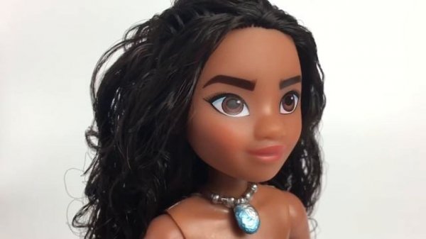 Moana Hasbro doll Unboxing and Review