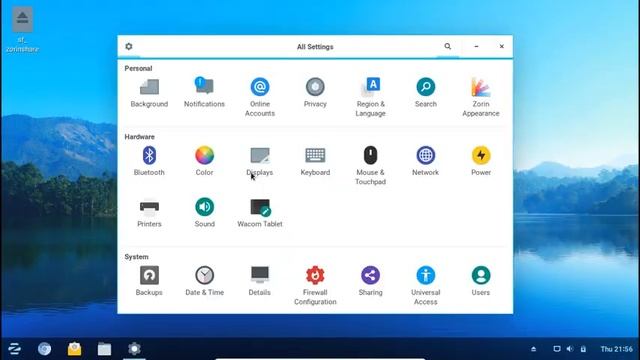 Add Or Remove User Accounts In Zorin OS смотреть онлайн