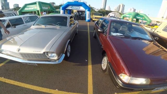 CARROS ANTIGOS COM MODIFICAÇÃO SURPREENDENTES! - DODGE V8 DE 500CV, FERRARI JAPONÊSA, D20 COM ARO 2 смотреть онлайн