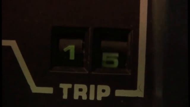 Mr Doris & D-Funk feat MysDiggi - Cruise Control (short video) смотреть онлайн