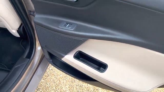 2015 jaguar xe 2.0L diesel 6 spd manual смотреть онлайн