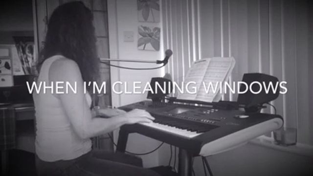 When I’m cleaning windows “George Formby” cover on Yamaha Genos смотреть онлайн