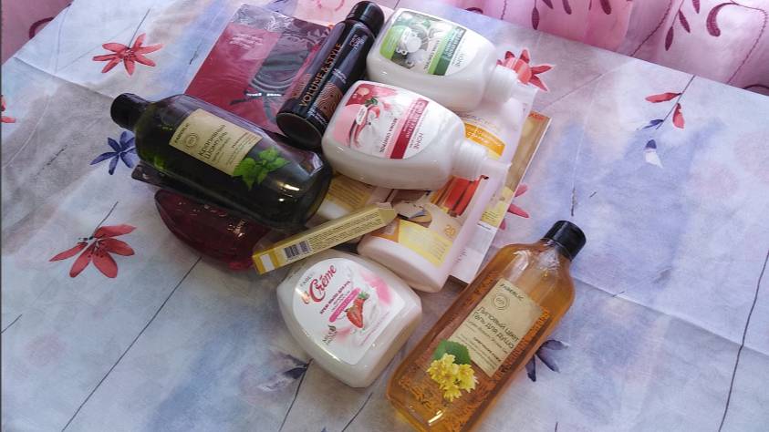 ФАБЕРЛИК. ЗАКАЗ №15. ШАМПУНЬ И ГЕЛЬ ДЛЯ ДУША С НАТУРАЛЬНЫМИ АРОМАТАМИ. ДЕЙСТВЕННЫЙ СУХОЙ ШАМПУНЬ. смотреть онлайн