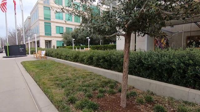 West Coast America - EP6. Apple Infinite Loop , Apple Park смотреть онлайн