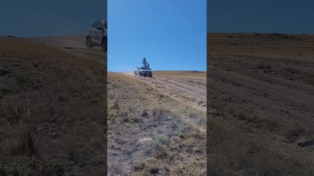 Повышенный клиренс,противобуксовочная система, ручной режим автомата и потихоньку движемся! смотреть онлайн