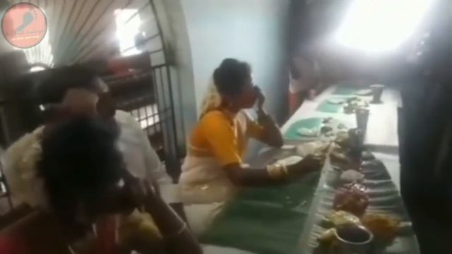 Pengantin Lelaki Koyak, Gara² Pengantin Perempuan Bergurau Ambil Makanannya! Lihat Apa Yang Jadi смотреть онлайн