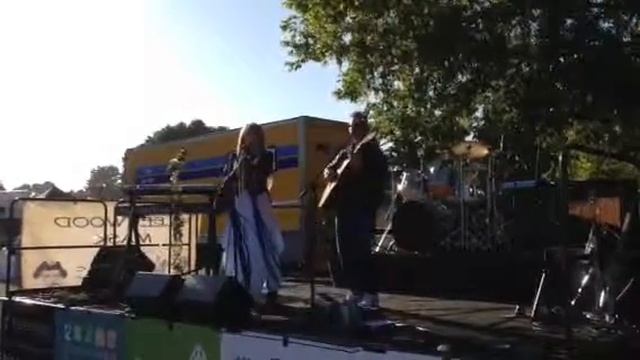 Fleetwood Mask Landslide смотреть онлайн