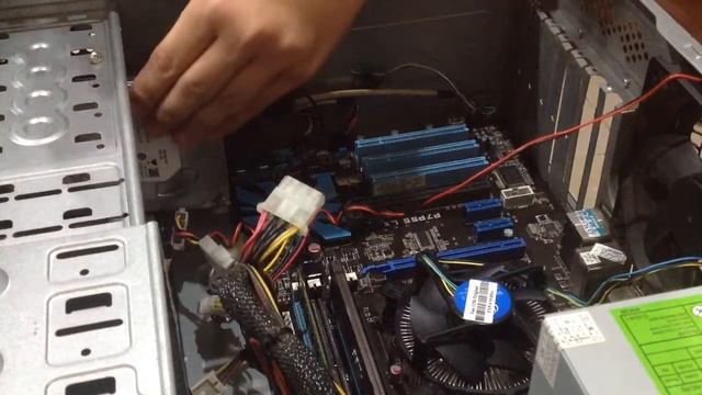 ประกอบคอมพิวเตอร์(บางส่วน)เอง смотреть онлайн