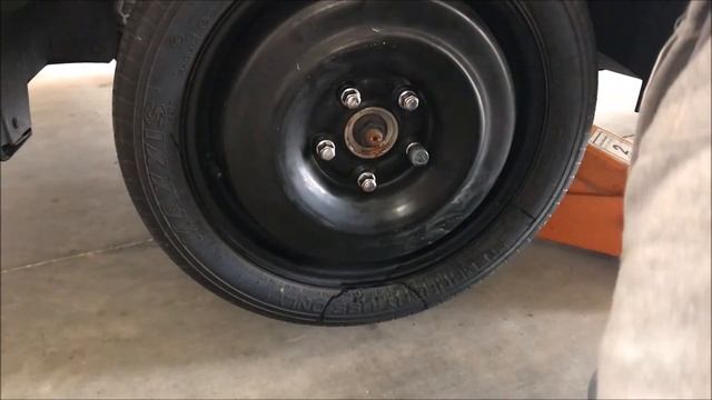 Rotating the Tires on my Wifes 2018 Dodge Journey смотреть онлайн
