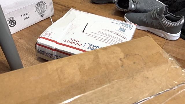 Unboxing eBay Light Bulbs - Part Five + Sony Portable DVD Player and Window Screen смотреть онлайн