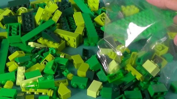 LEGO Classic 10697 Large Creative Box Unboxing
