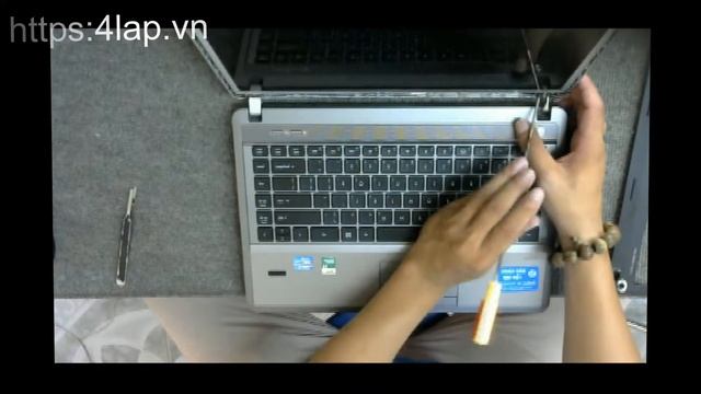 Hướng dẫn thay thế tháo lắp màn hình laptop HP Probook 4440S 4441S смотреть онлайн