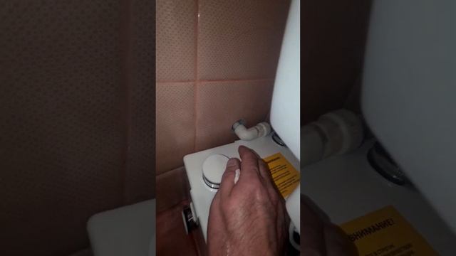 Установка, монтаж и замена поверхностных канализационных установок и насосов сололифт. смотреть онлайн