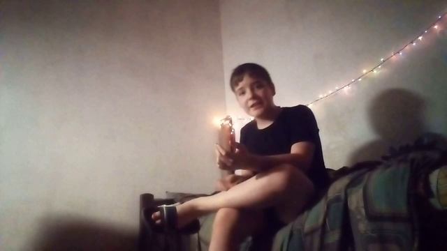 Я снимаюсь уже 1 год смотреть онлайн