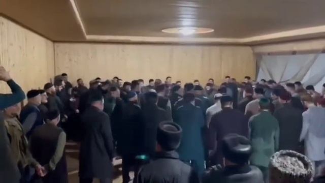 Зикар Сабачовка. Имран,Зелим #зикр #назма #религия #мусульмане #втоп #врек смотреть онлайн