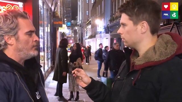 Хоакин Феникс. Мини интервью от PBN.  | русская озвучка