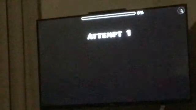 PLAYING GEOMETRY DASH ON MY SMART TV! смотреть онлайн