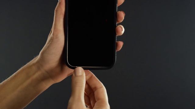 ZAGG Everest Snap with Kickstand Made with Graphene смотреть онлайн